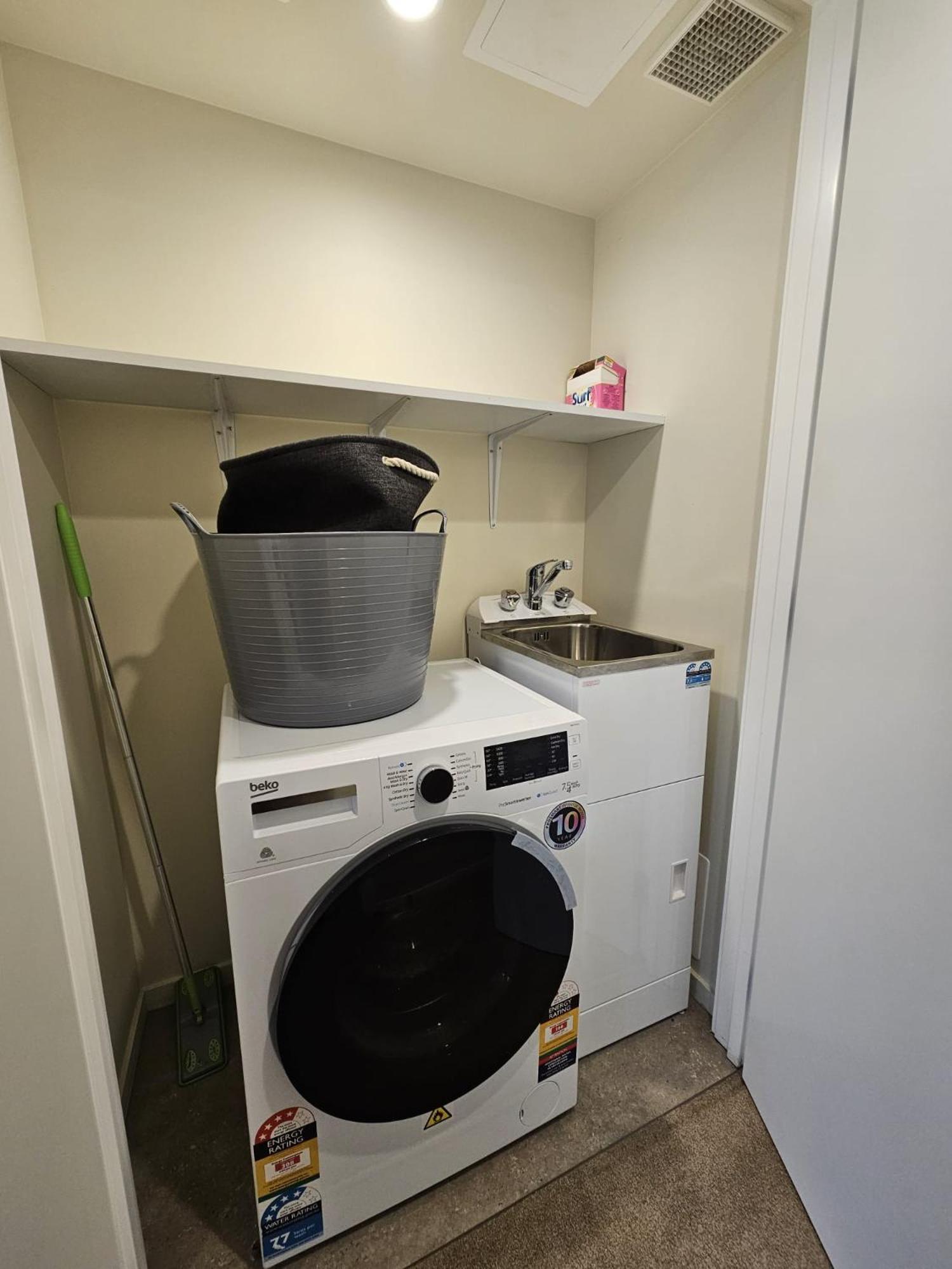 Queenstown Studio - 5Mins To Airport - Aircond - Free Wifi - Walk To Centre Exterior foto